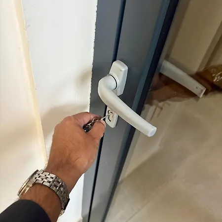 Διαμέρισμα Jedra I Near Center & Station *