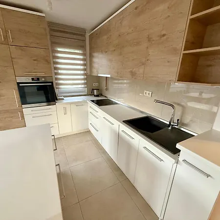 Jedra I Near Center & Station * Σαράγεβο