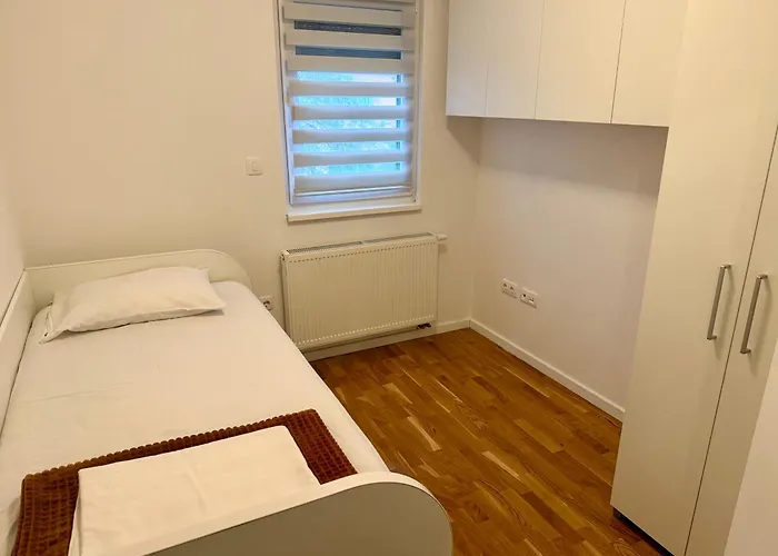 Jedra I Near Center & Station شقة سراييفو