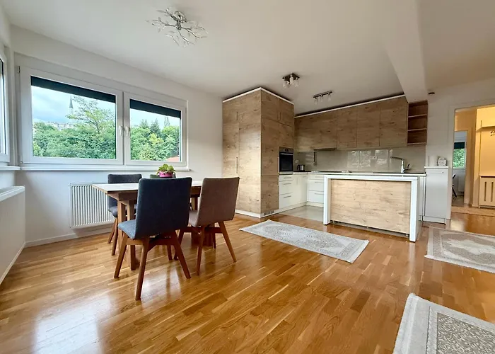 Jedra I Near Center & Station شقة سراييفو