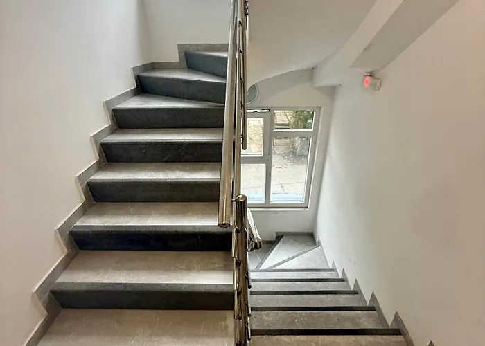 Jedra I Near Center & Station سراييفو