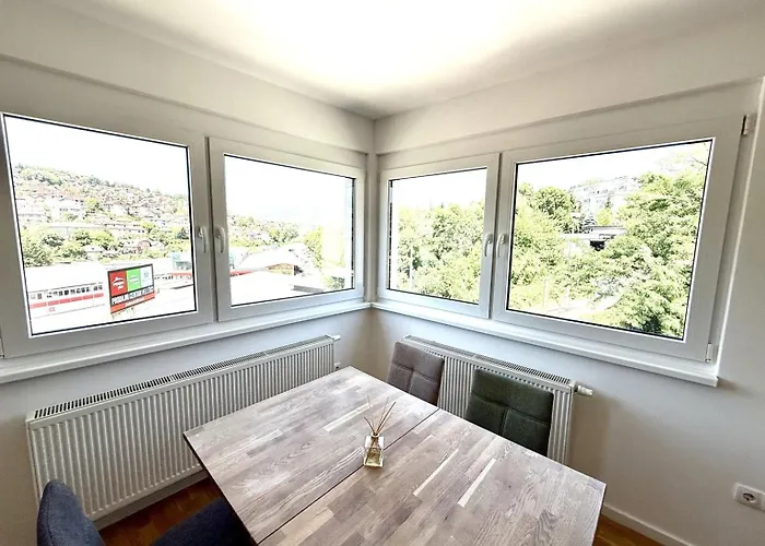 Jedra I Near Center & Station * سراييفو